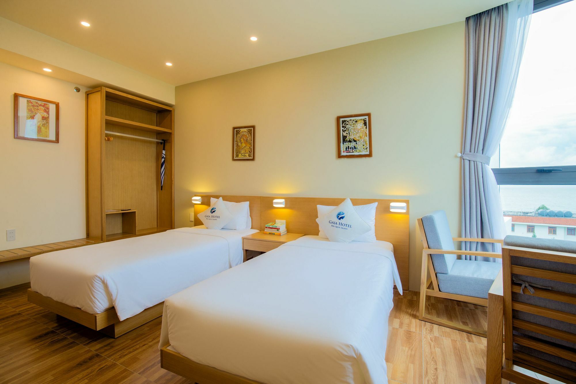 Gaia Hotel Дуонг-Донг Экстерьер фото
