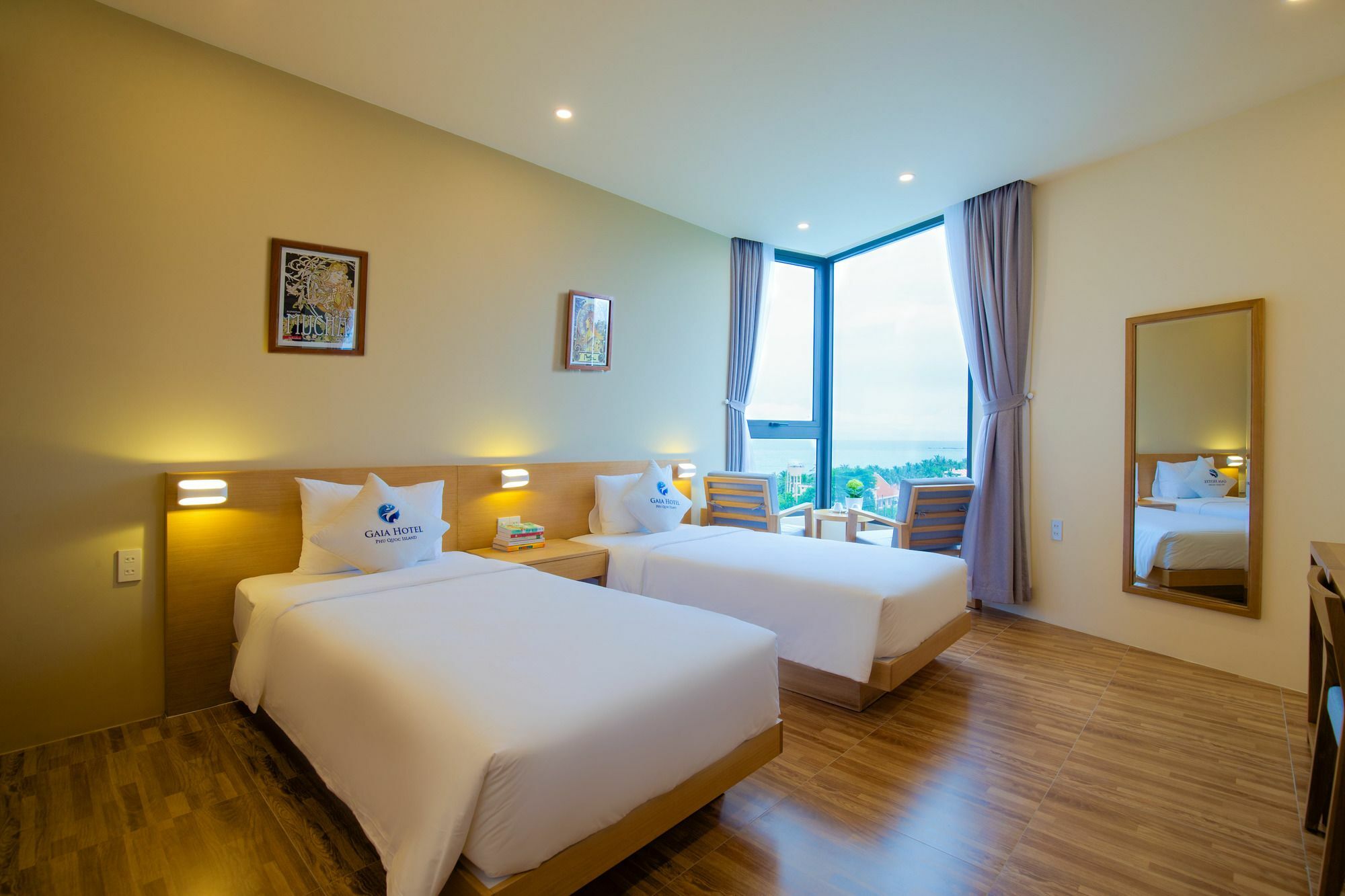 Gaia Hotel Дуонг-Донг Экстерьер фото